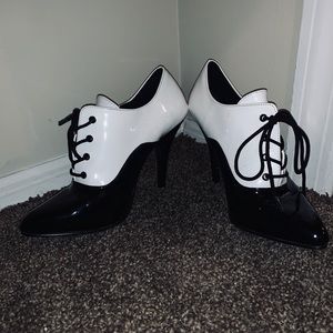 Oxford Style Heel